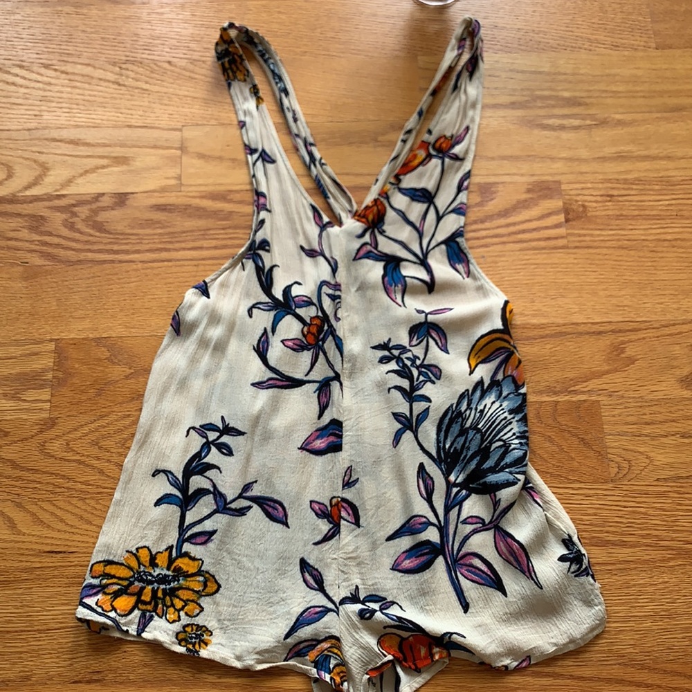 H&M Floral Tank Romper🌸🌺